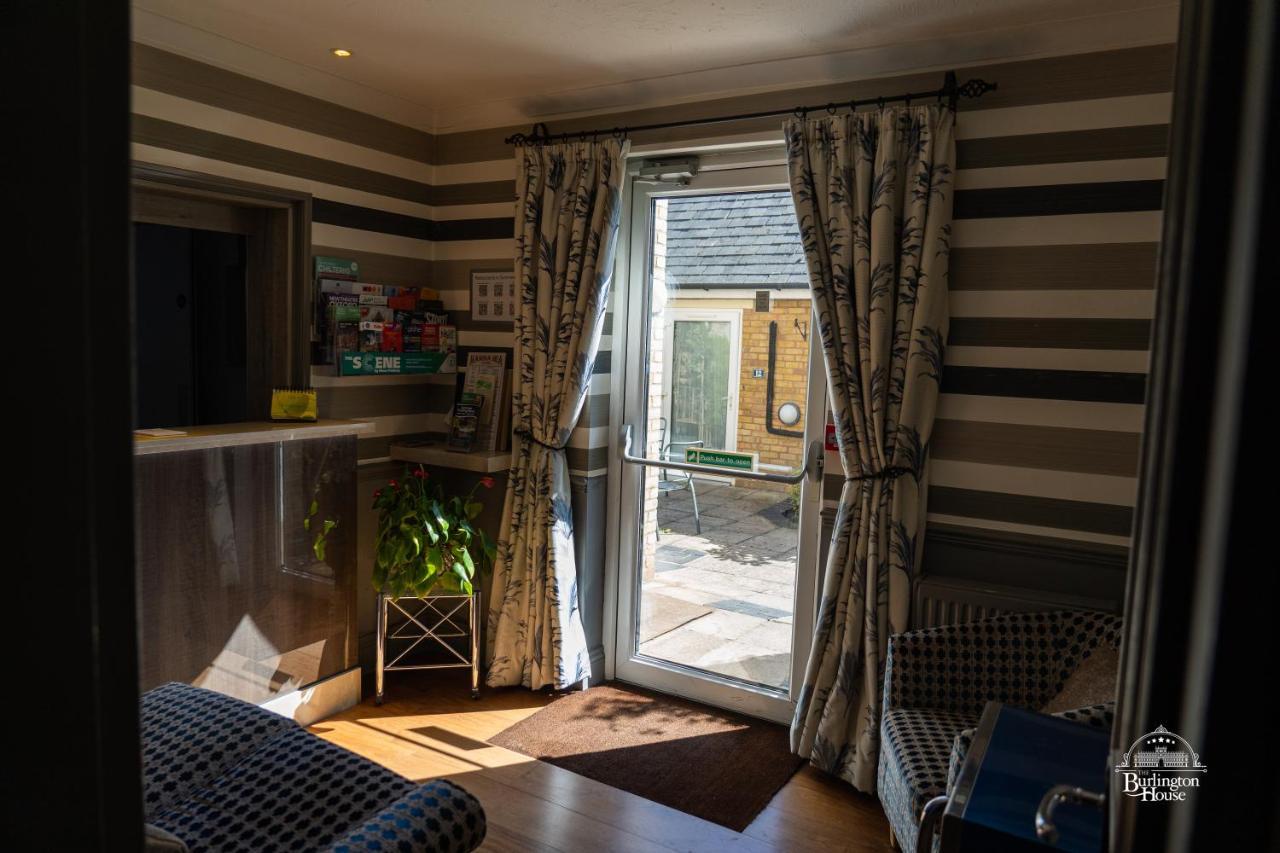 Bed and Breakfast Burlington House Boutique Оксфорд Экстерьер фото The interior of a static